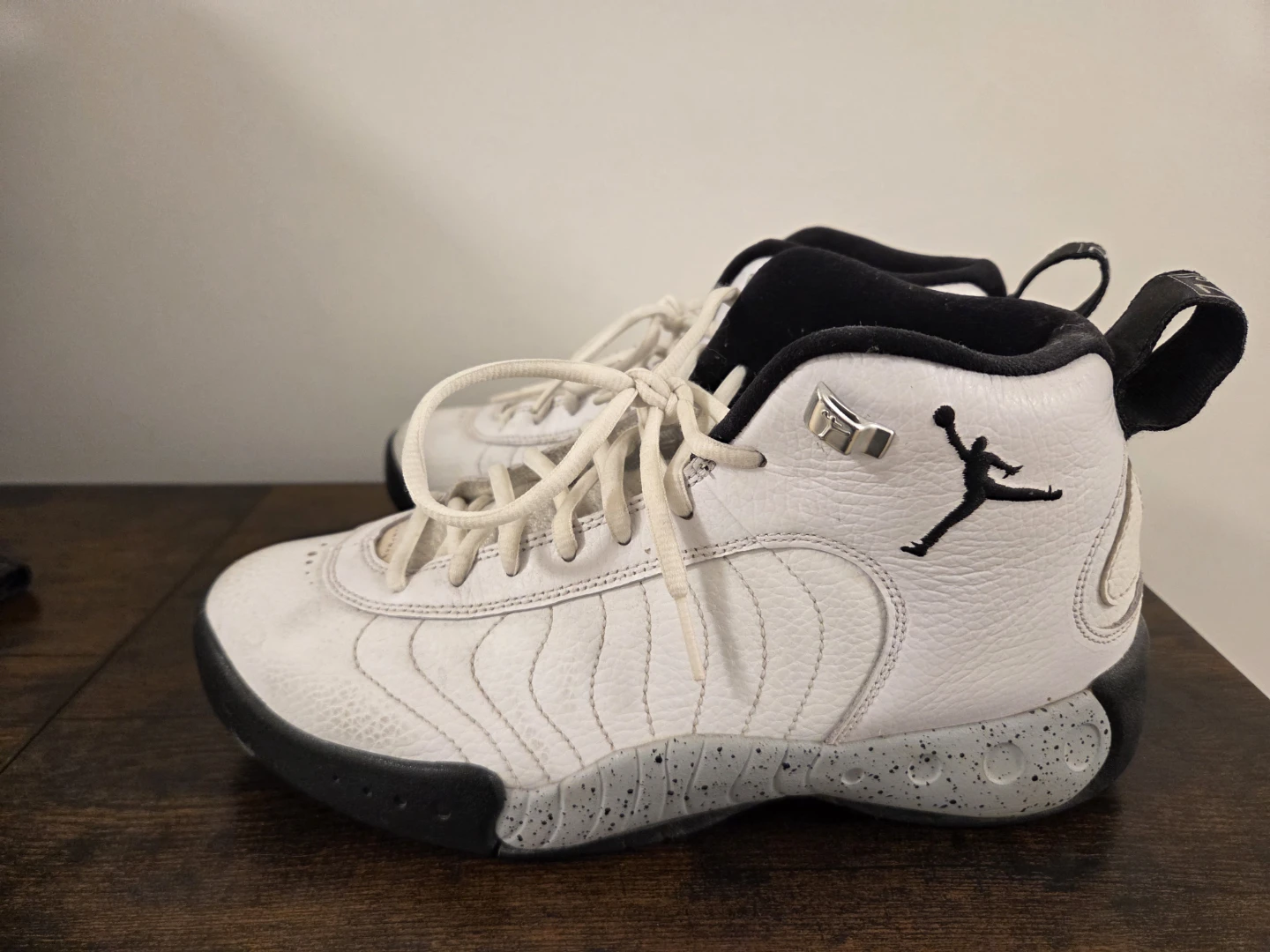Nike Air Jordan "Jumpman" Sneakers - photo 4