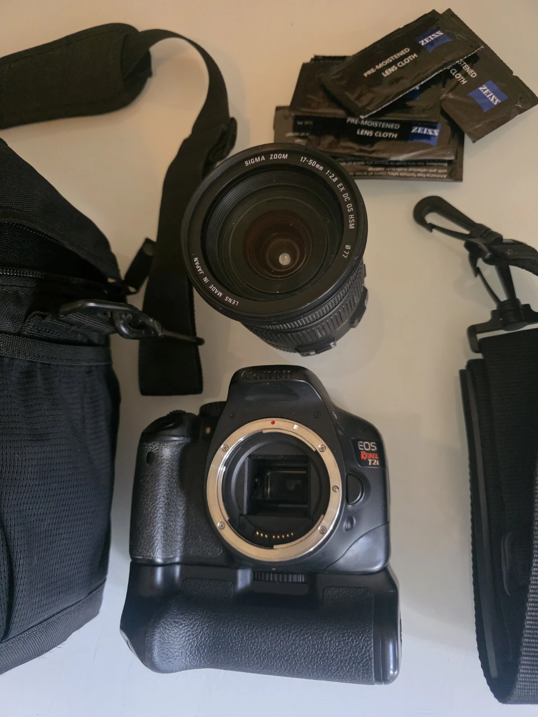 Canon Rebel T2i DSLR Bundle - Sigma 17-50mm 1:2.8 Lens - photo 2