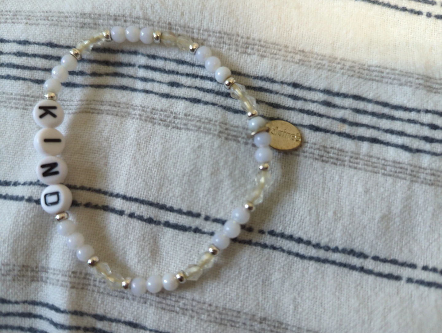 Claire's "KIND" Beaded Bracelet - photo 2
