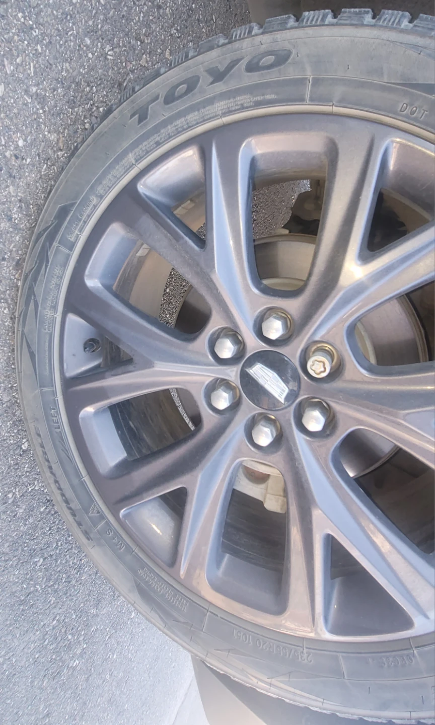 Toyo Observe G3-Ice Studdable Winter Tires - 235/55R20