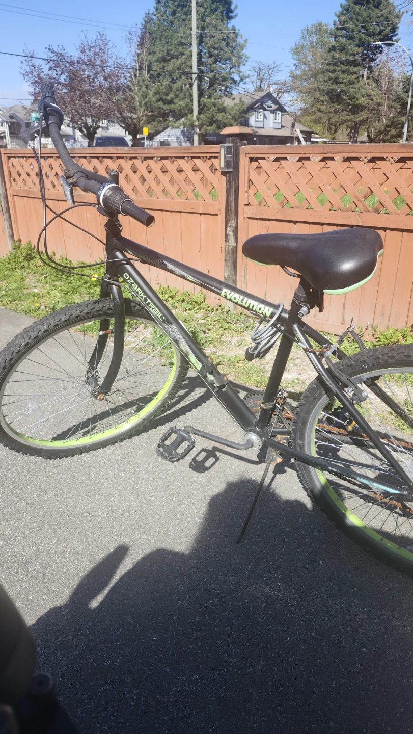 Ozark Trail Evolution Mountain Bike - anda huffy - photo 2