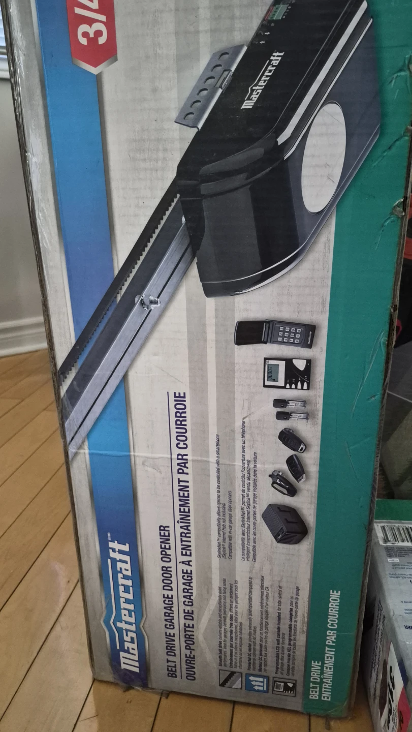 NEW Mastercraft 3/4 HP Belt Drive Garage Door Opener - photo 2
