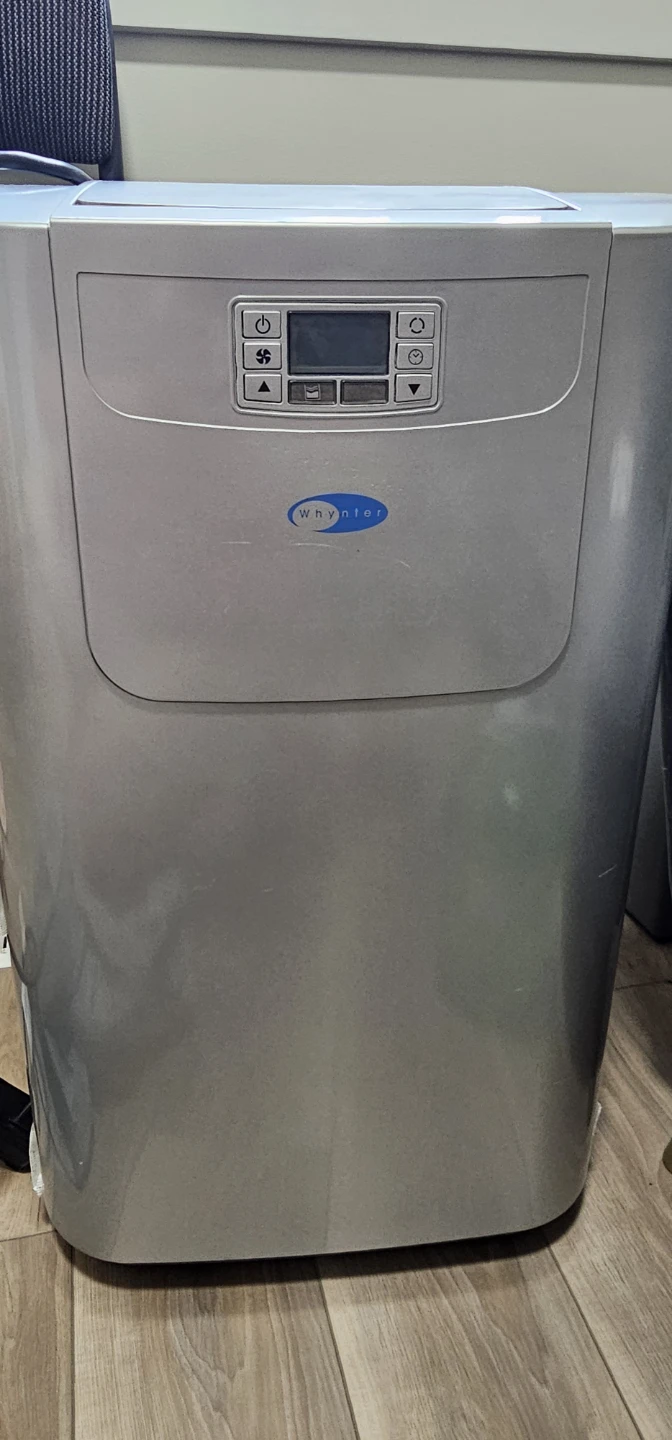 Whynter 12000 BTU Dual Hose Digital Portable Air Conditioner