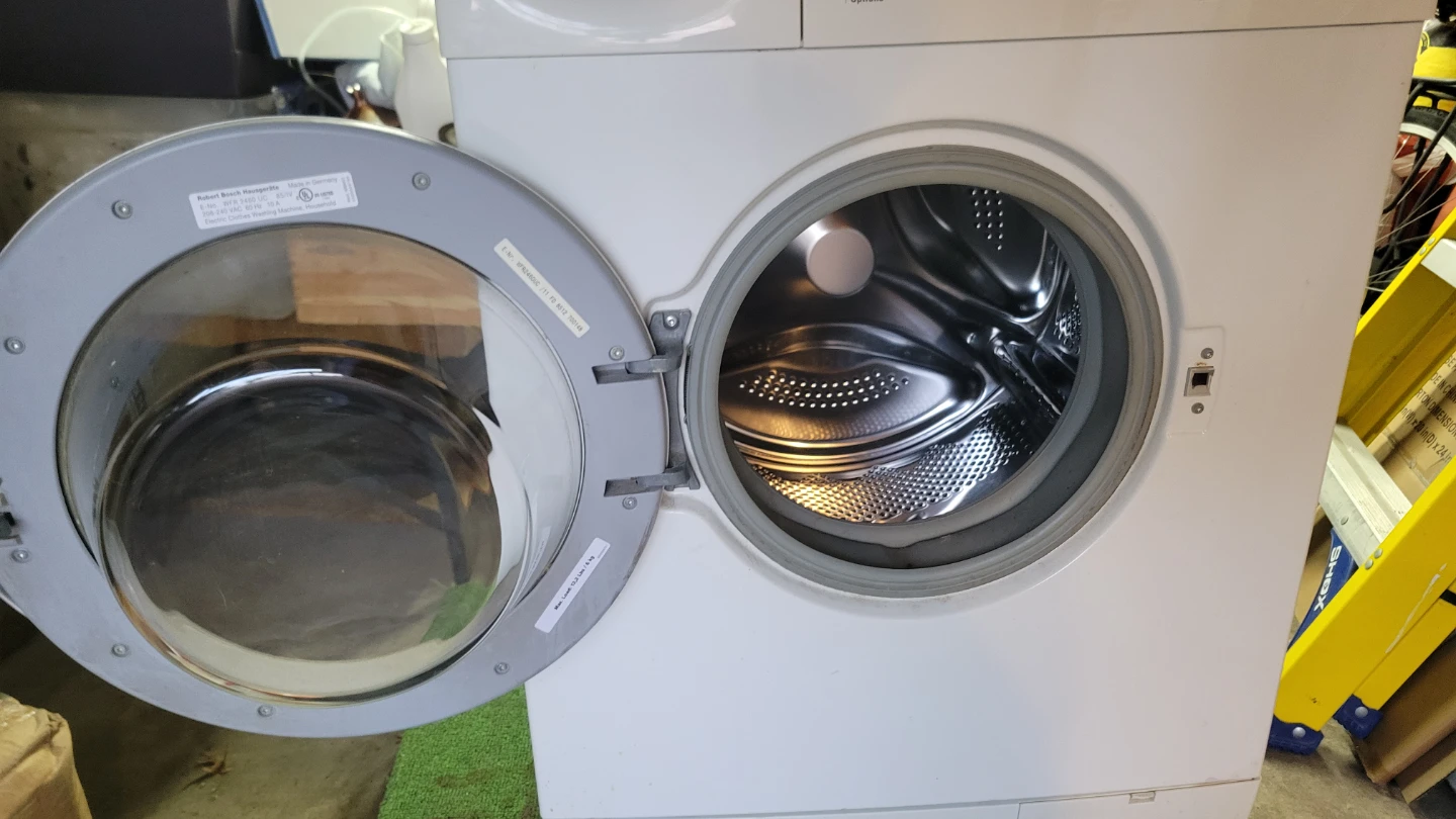 Bosch Axxis+ Washing Machine - photo 3