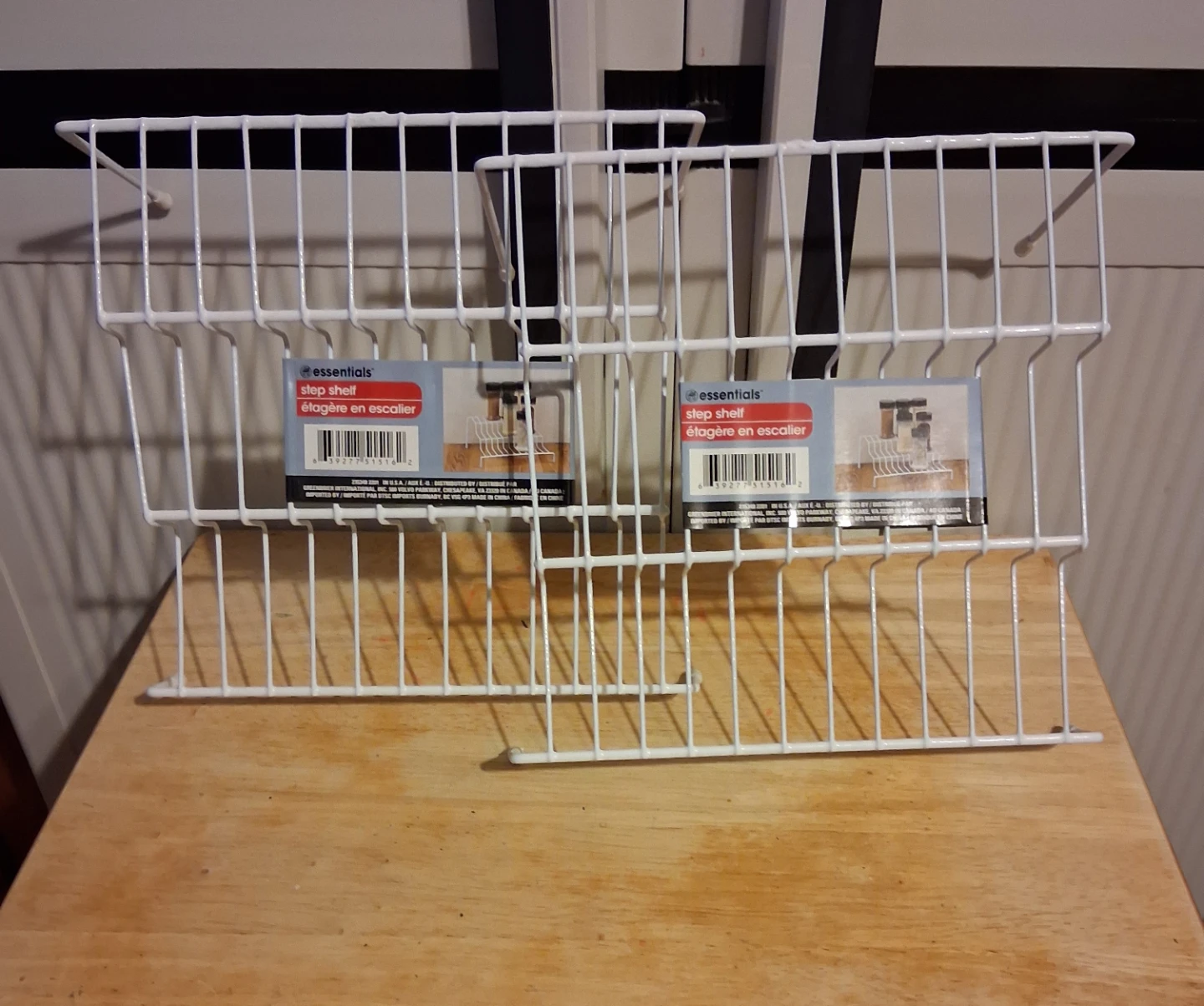 Step shelf