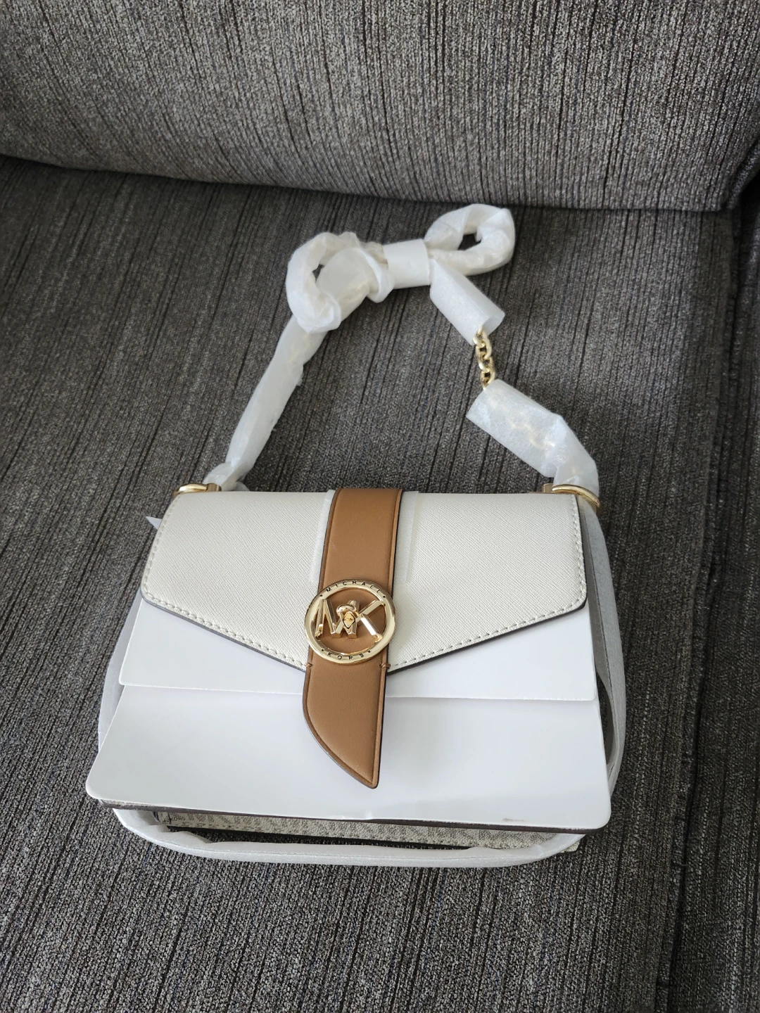 Michael Kors White Leather Crossbody Bag - photo 2