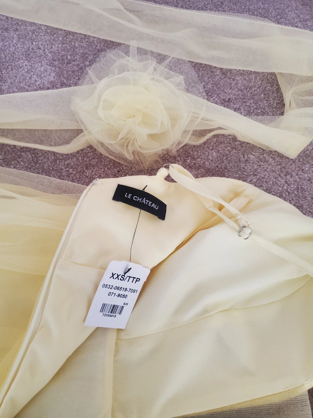 LE CHÂTEAU Yellow Tulle Gown /XXS Grad dress - photo 3