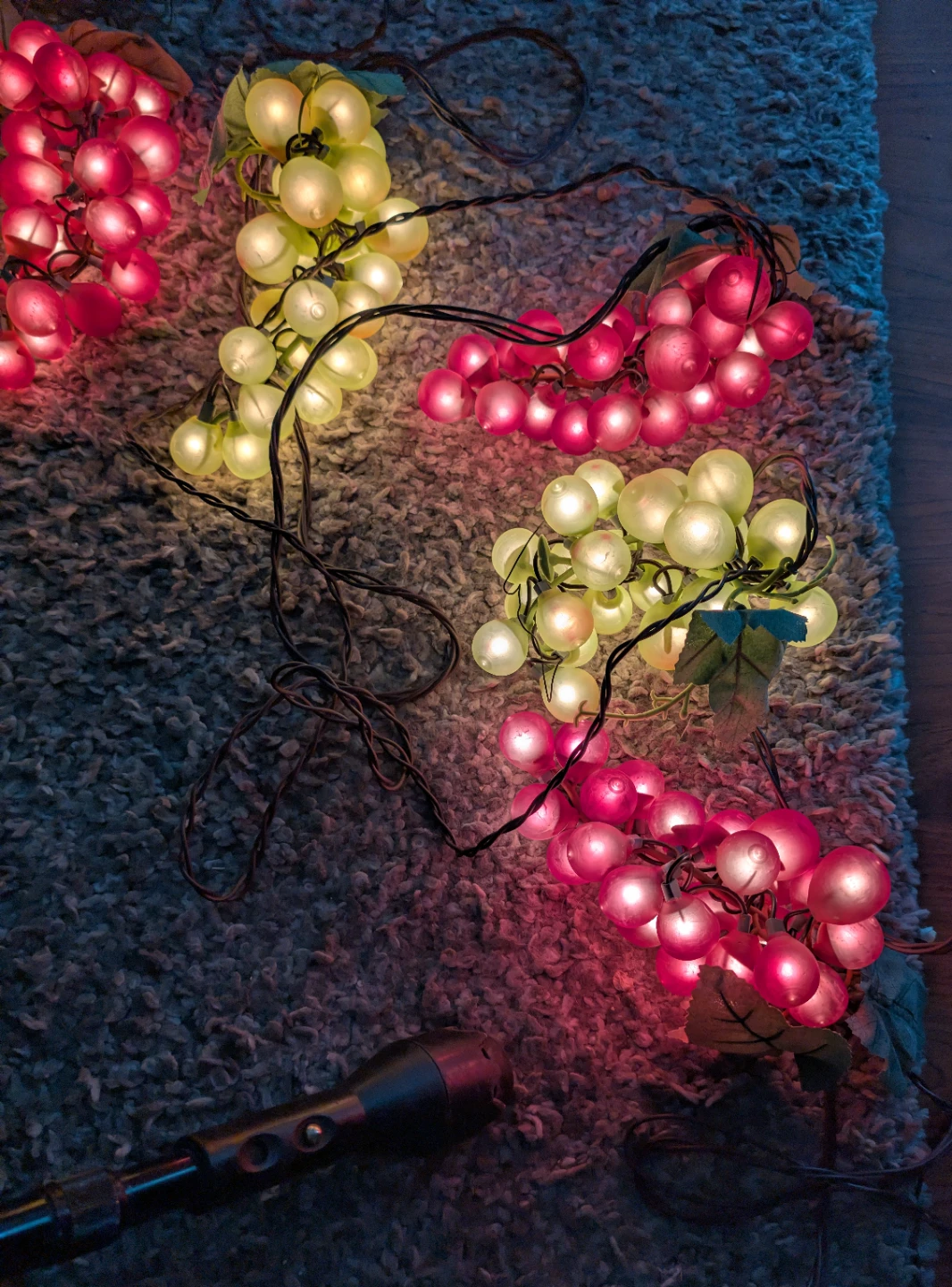 Grape Cluster String Lights - Red and Yellow