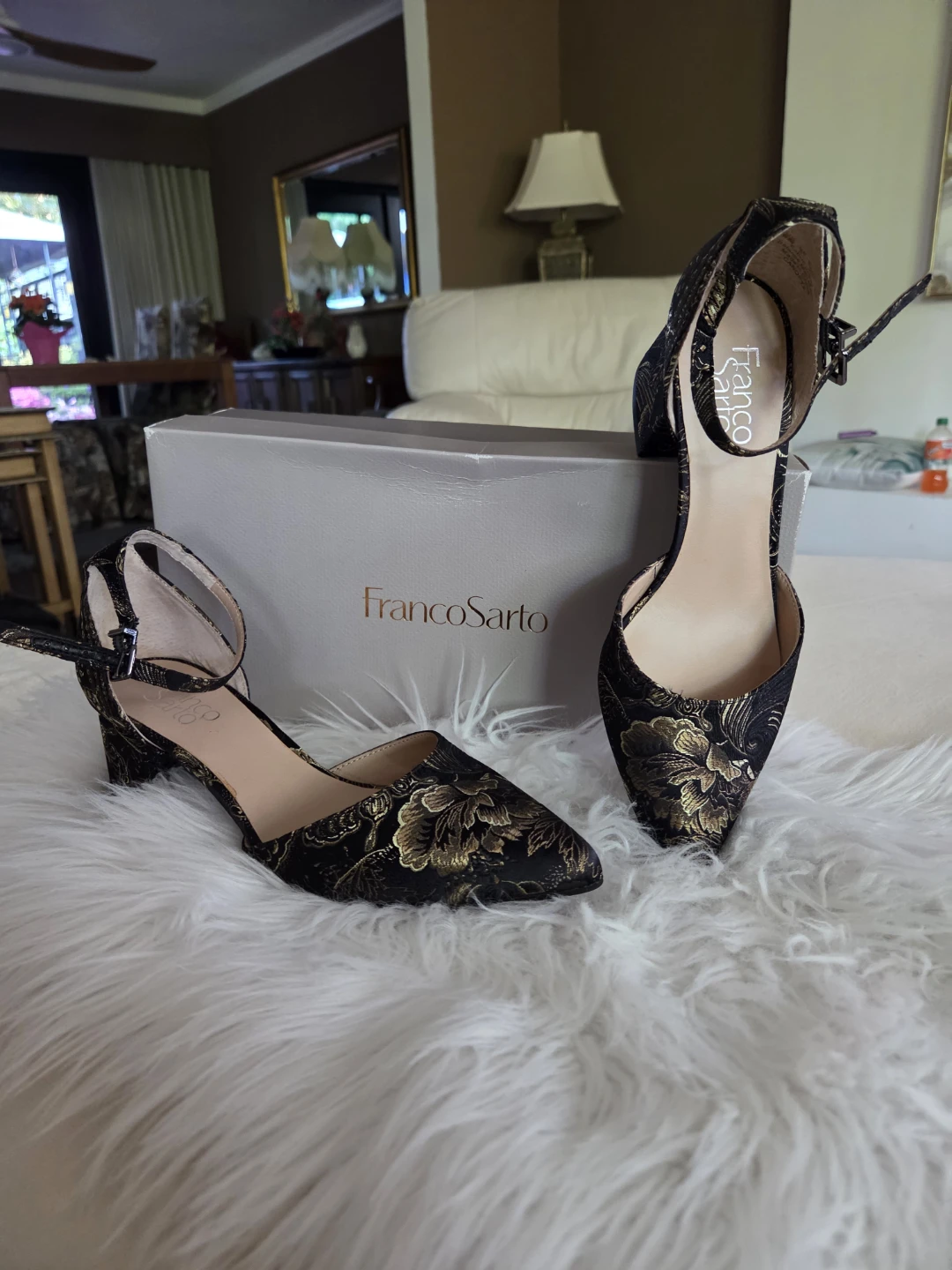 Franco Sarto Black & Gold Floral Heels - photo 3