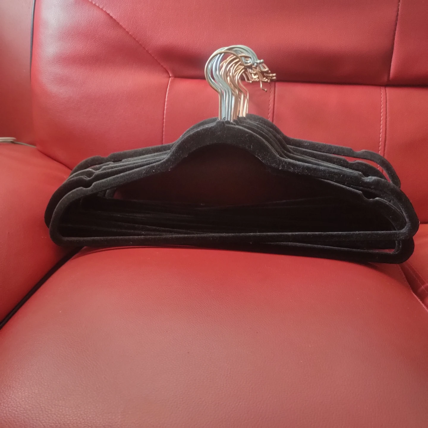 Set of 30 Black Velvet Clothes Hangers - photo 2