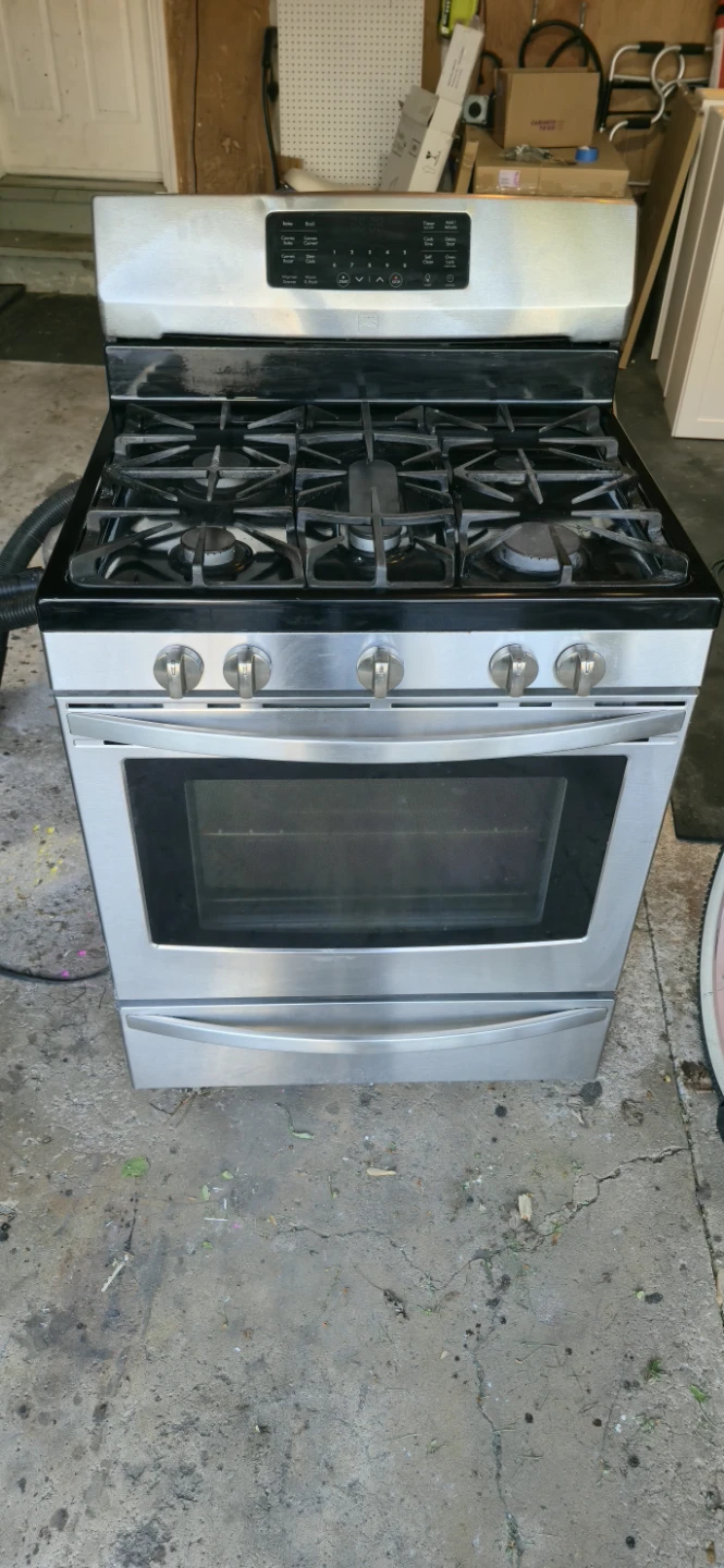 Kenmore 5 burner Stainless Steel Gas Range with Oven