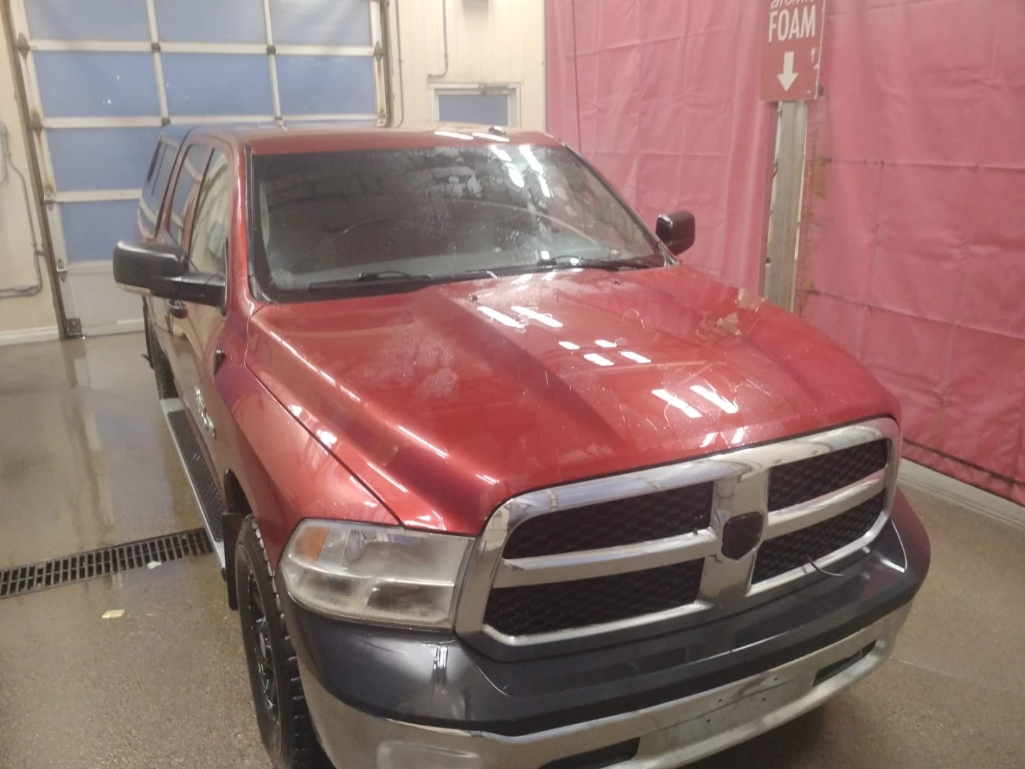 Red Ram 1500 Pickup Truck - photo 2
