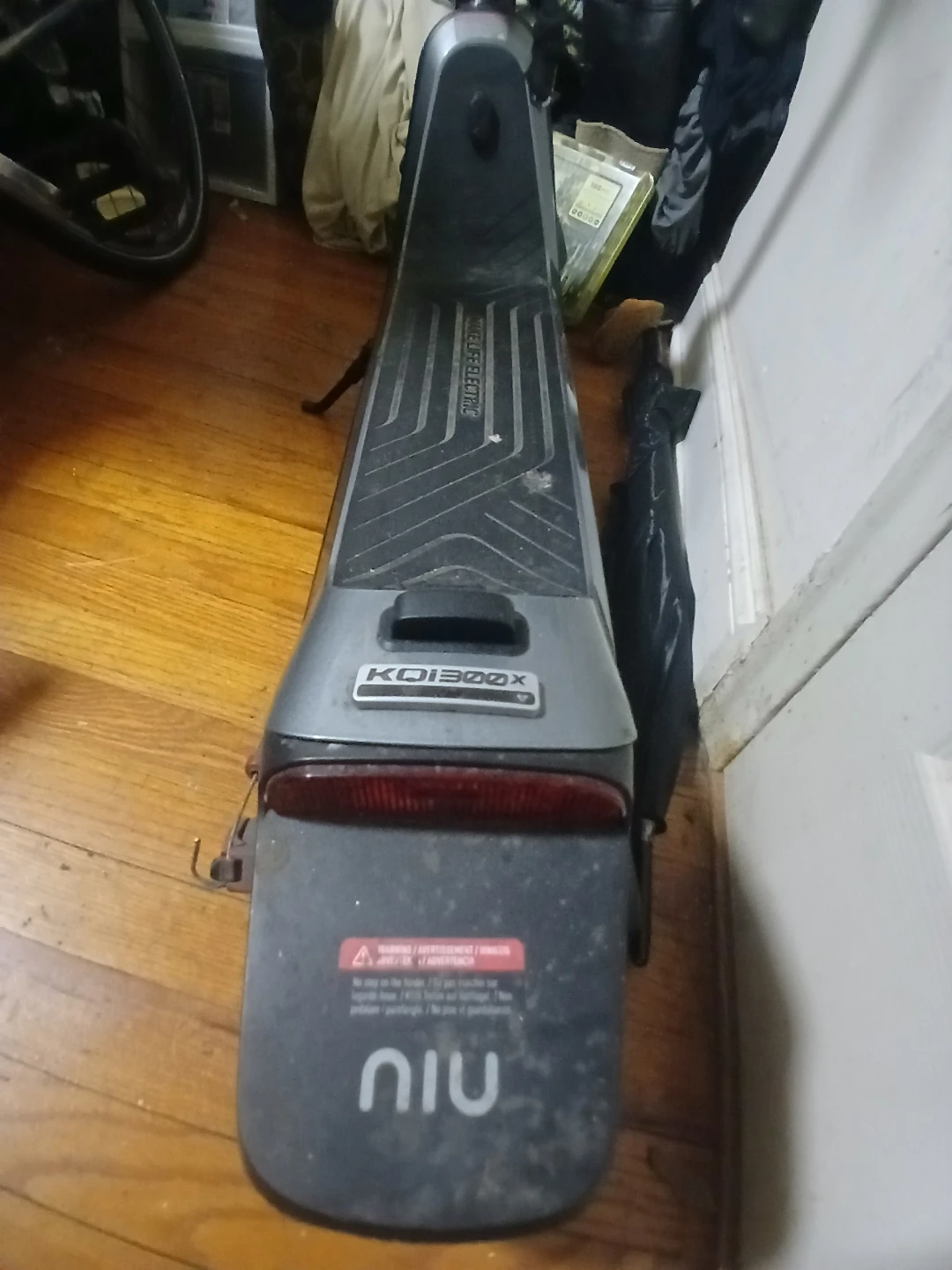 NIU KQi300X Electric Scooter - photo 3