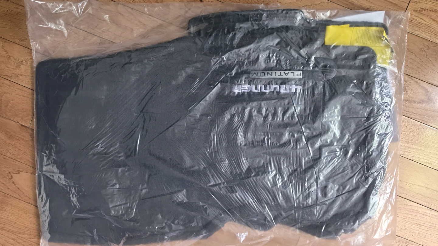 6th Gen Toyota 4Runner Platinum Carpet Floor Mats - photo 2