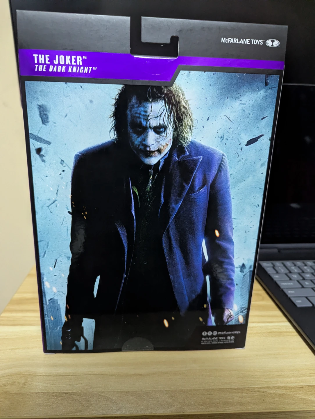 Dark Knight Trilogy The Joker Deluxe Theatrical Edition - photo 2