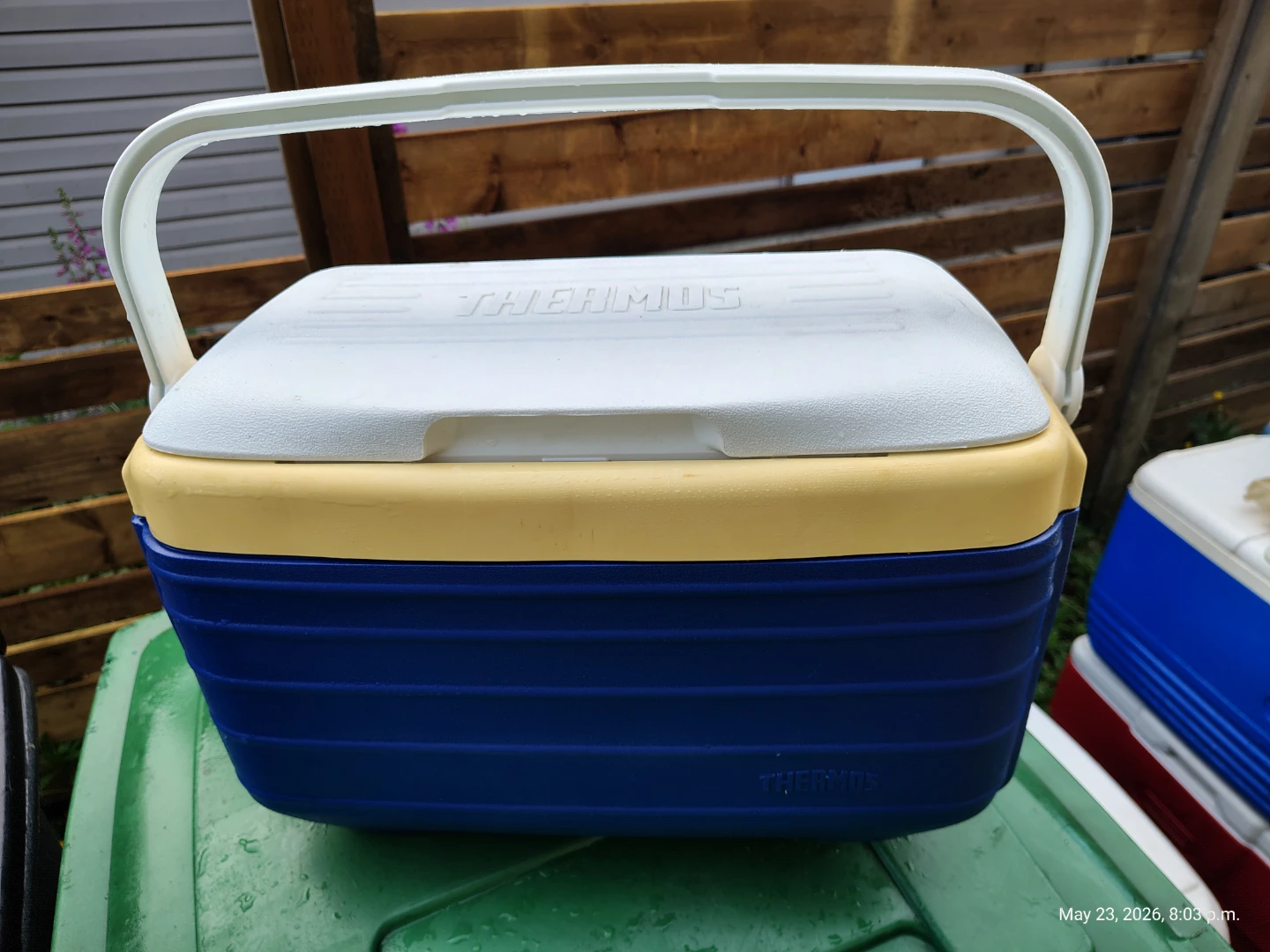 28 quart Picnic Cooler 🥕 Thermos