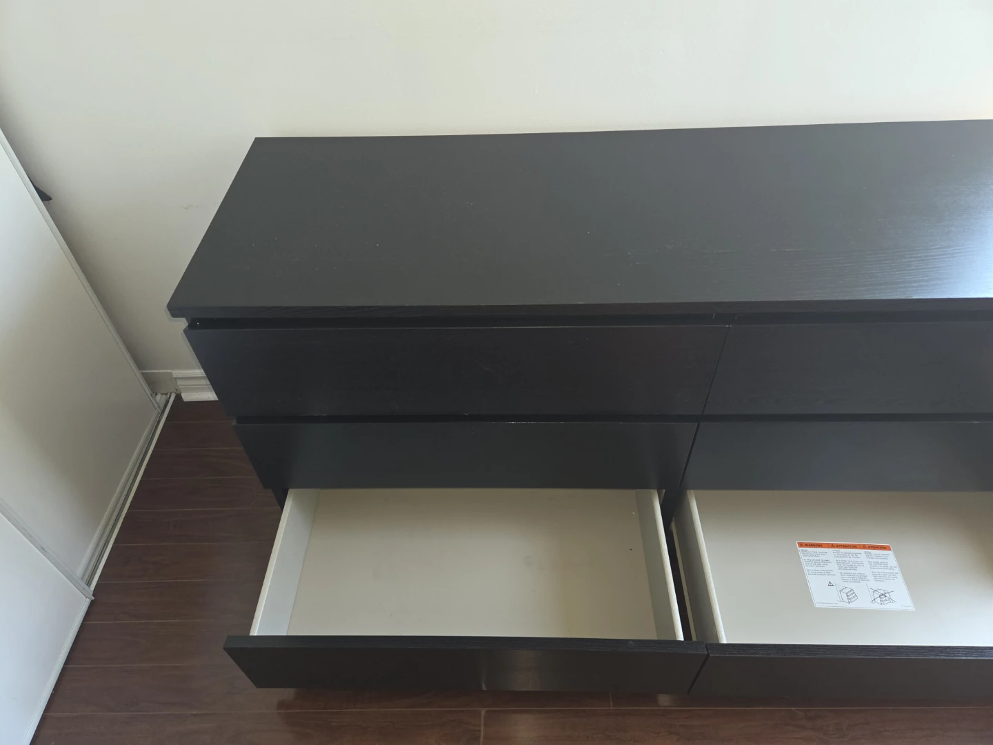Black 6-Drawer Dresser