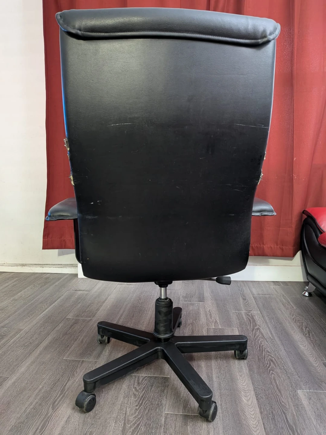 Black Office Chair (big) - photo 3