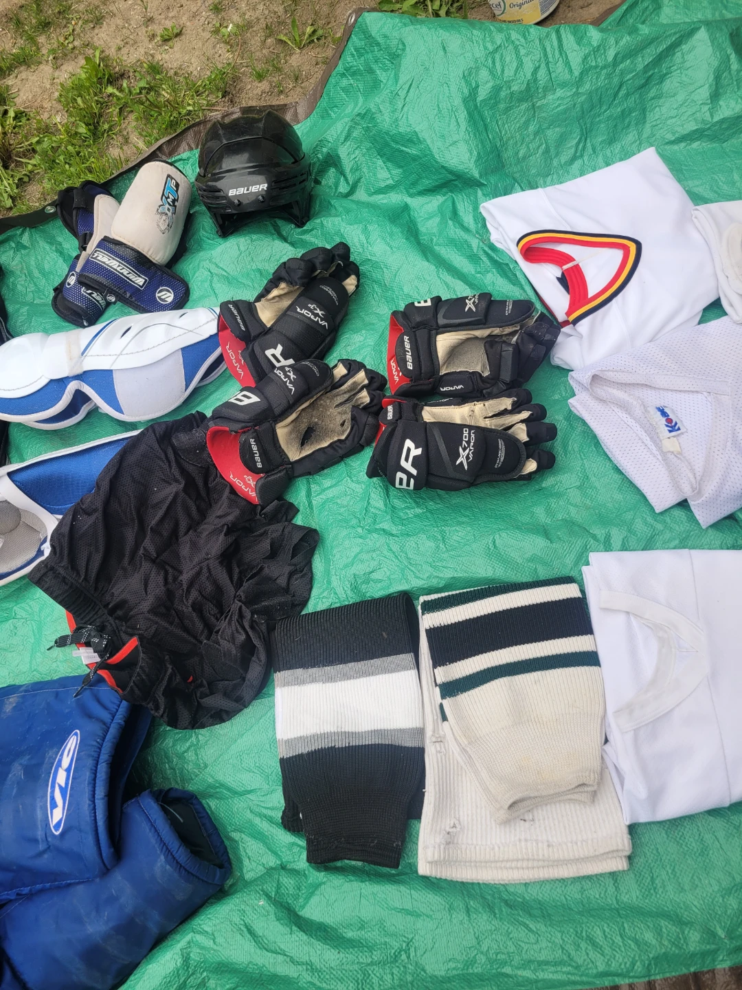 Bauer CCM Adult Hockey Gear Bundle with bag - photo 3