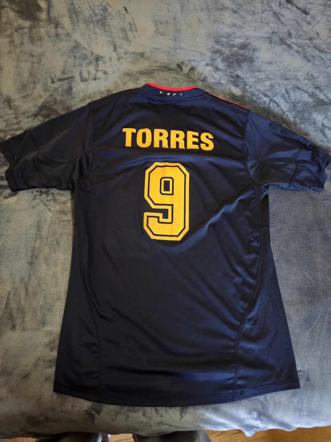Spain National Team Torres #9 Soccer Jersey Men's Size M - photo 2