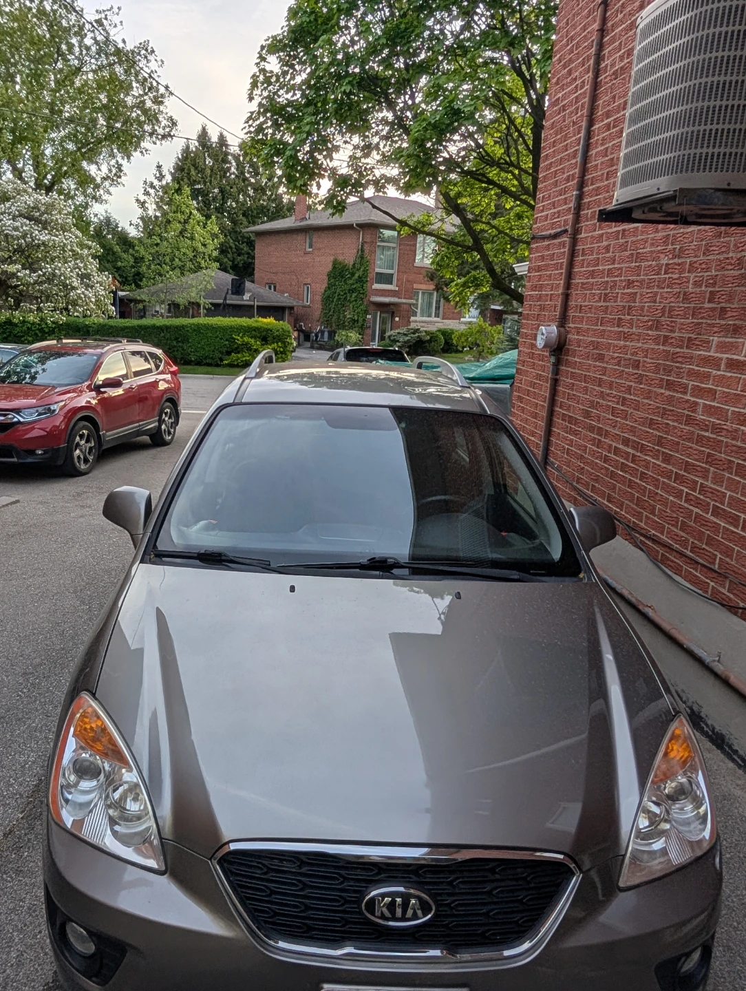 2011 Kia Rondo - photo 2