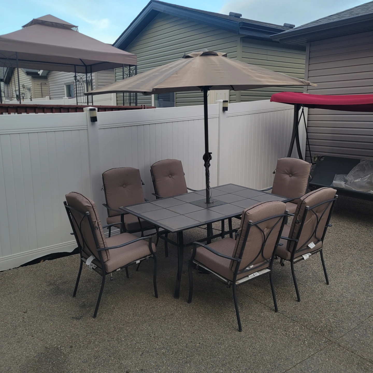 Patio Dining Set with 6 Chairs and Umbrella