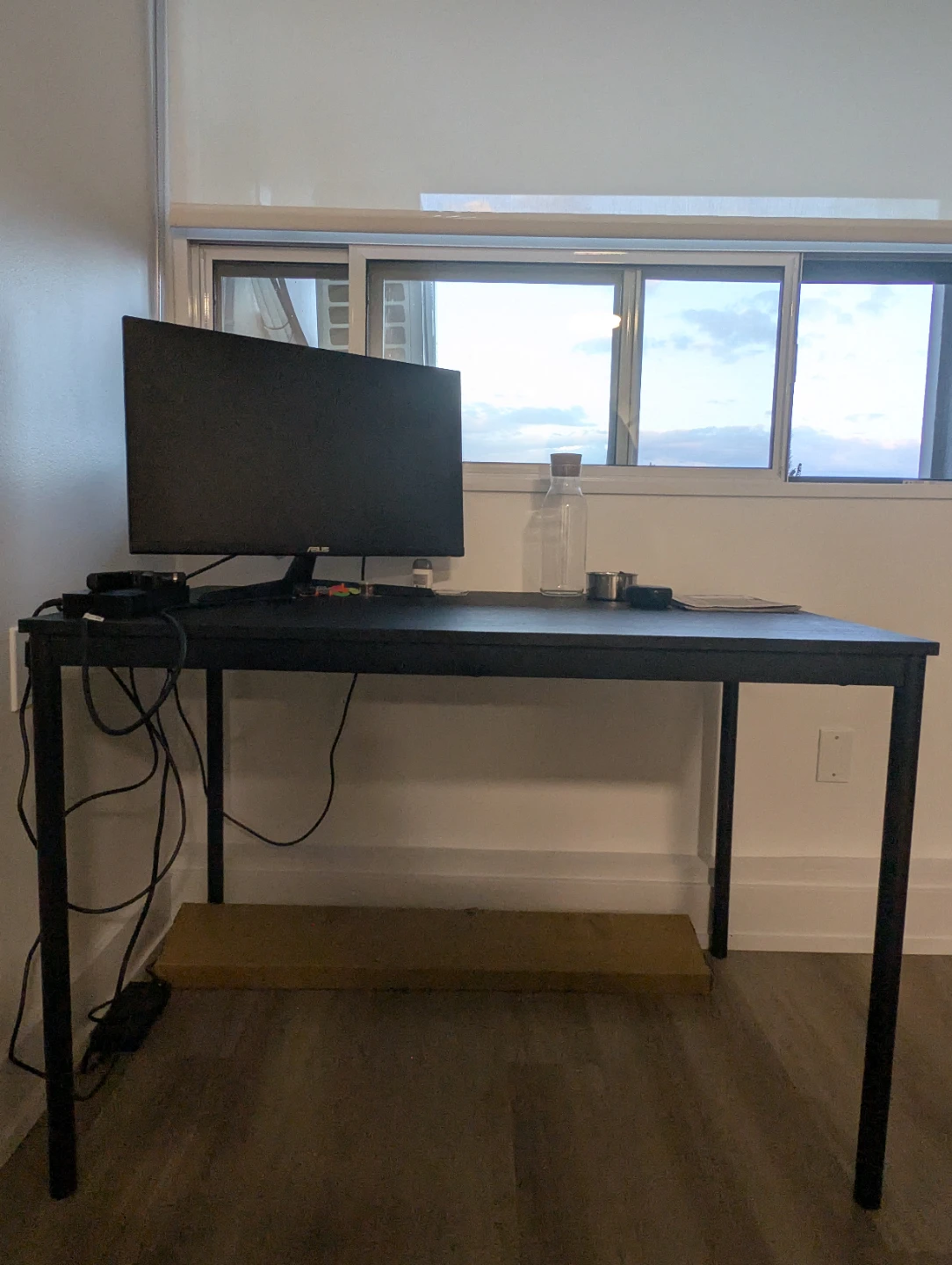 IKEA Sandsberg Desk - photo 3