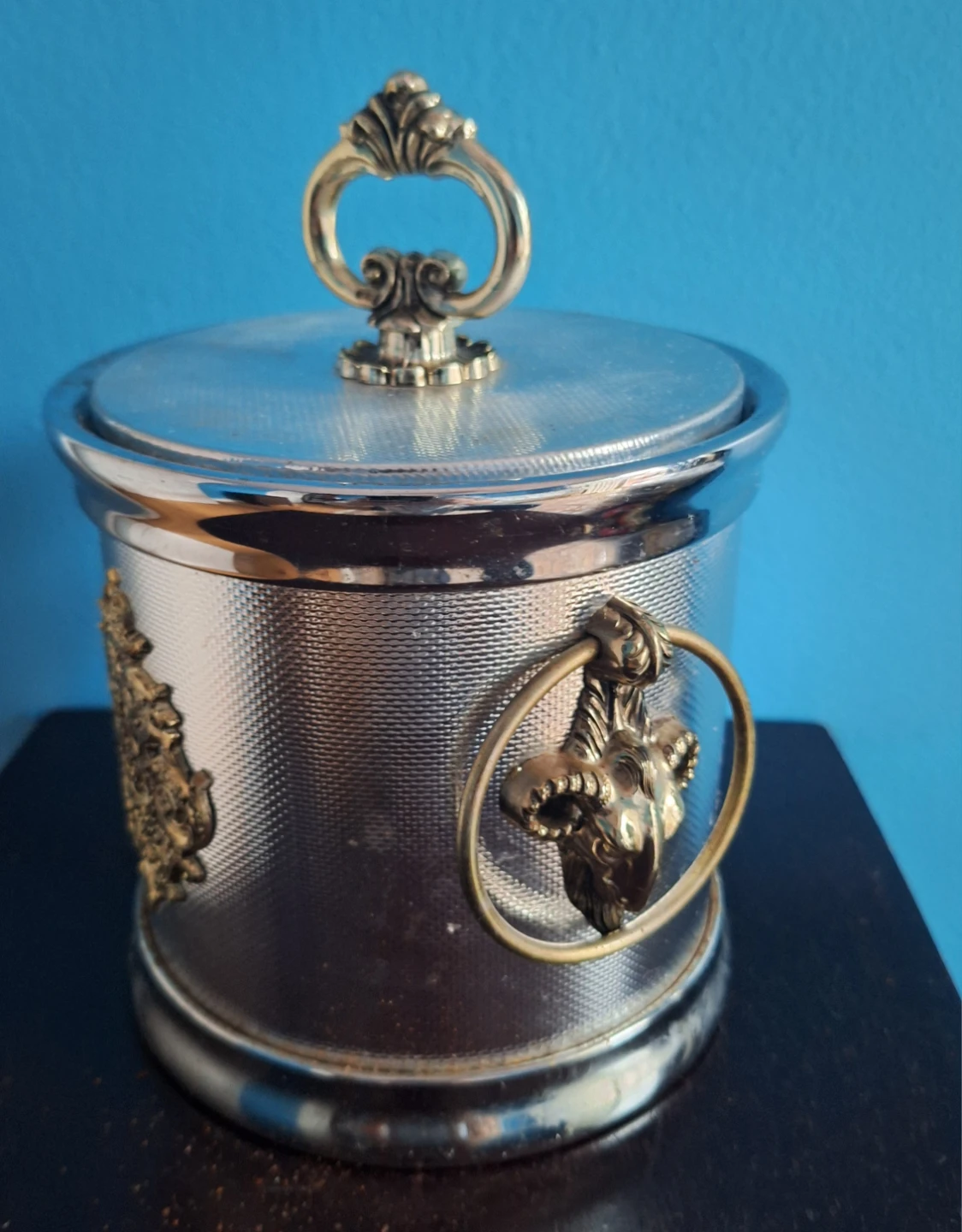 Vintage Silver Tone Ice Bucket with Ram Head Detail - photo 2