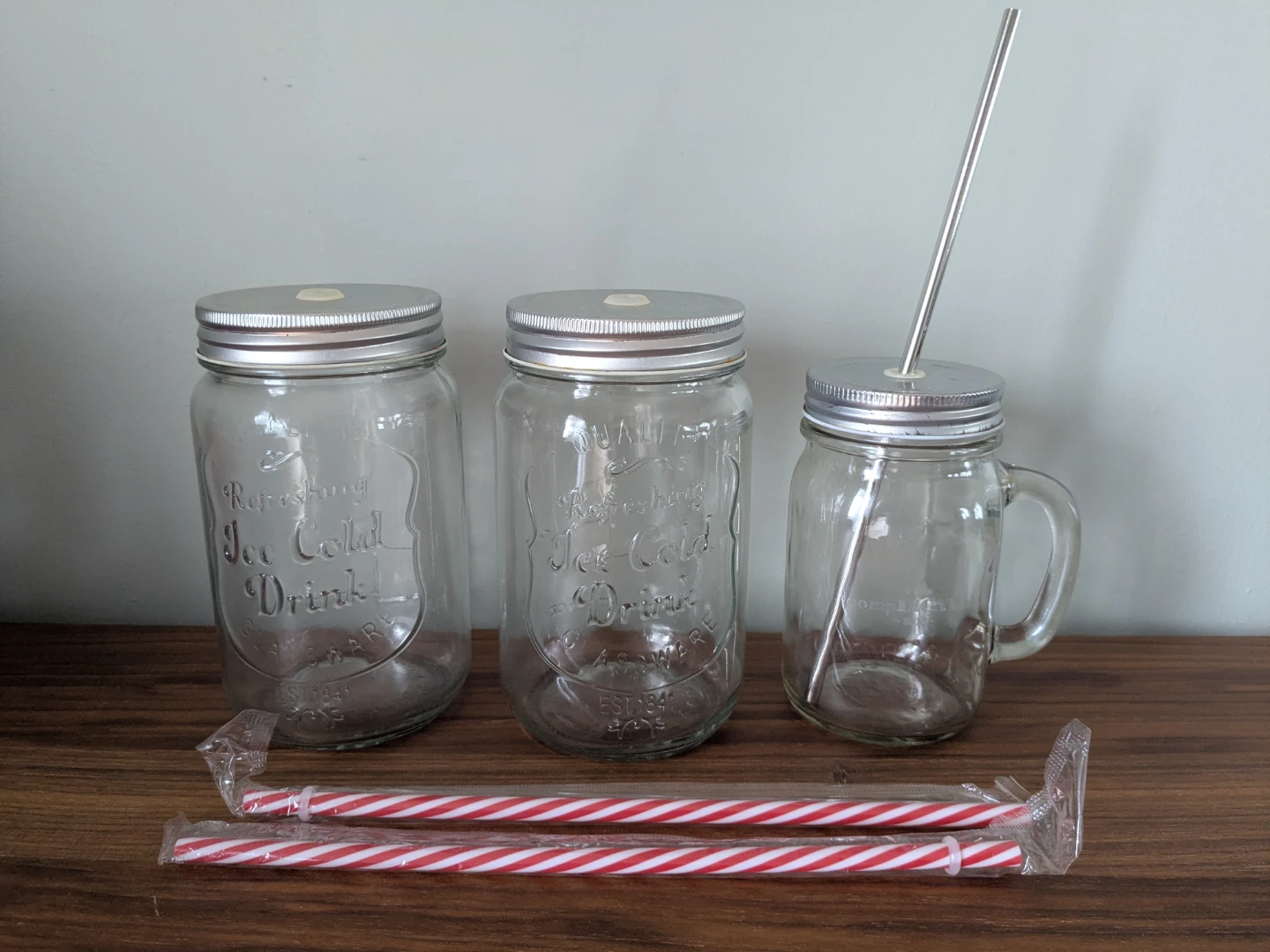 Jar Drinking Glasses with Straws