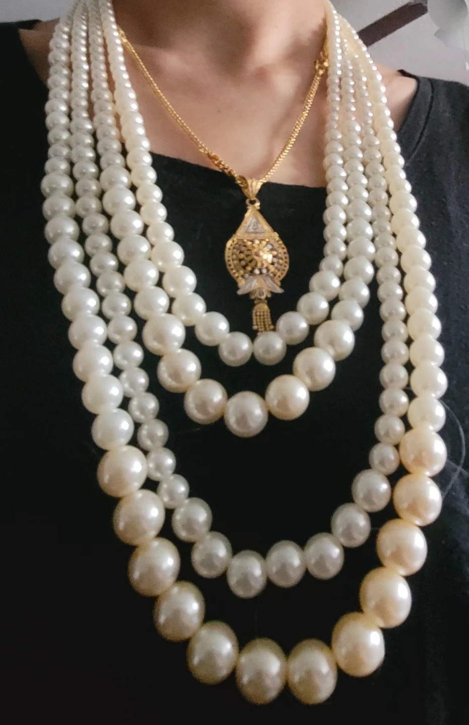 Multi-strand Faux Pearl Necklace - photo 4