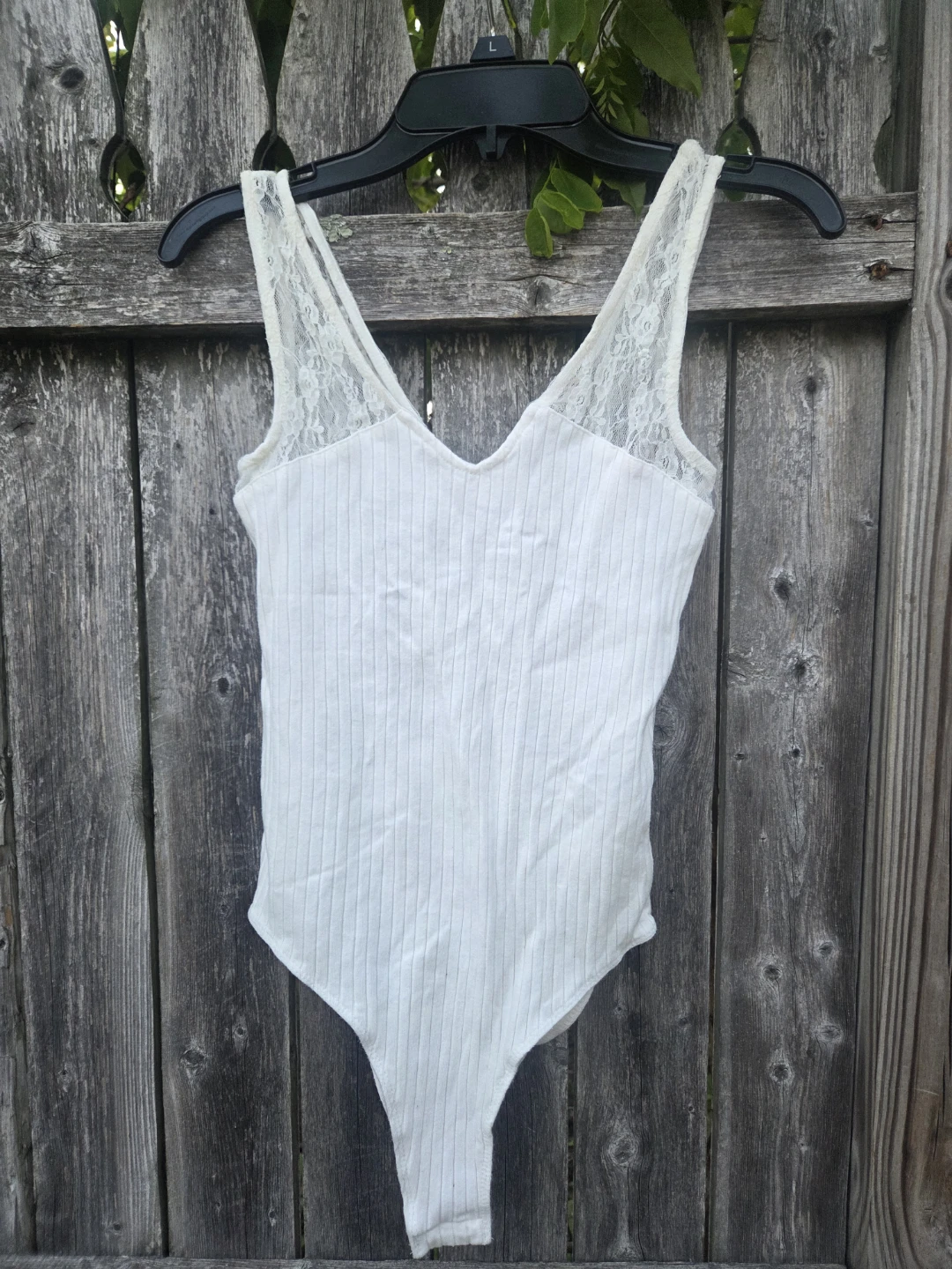 Heart & Hips White Lace Bodysuit - Size S