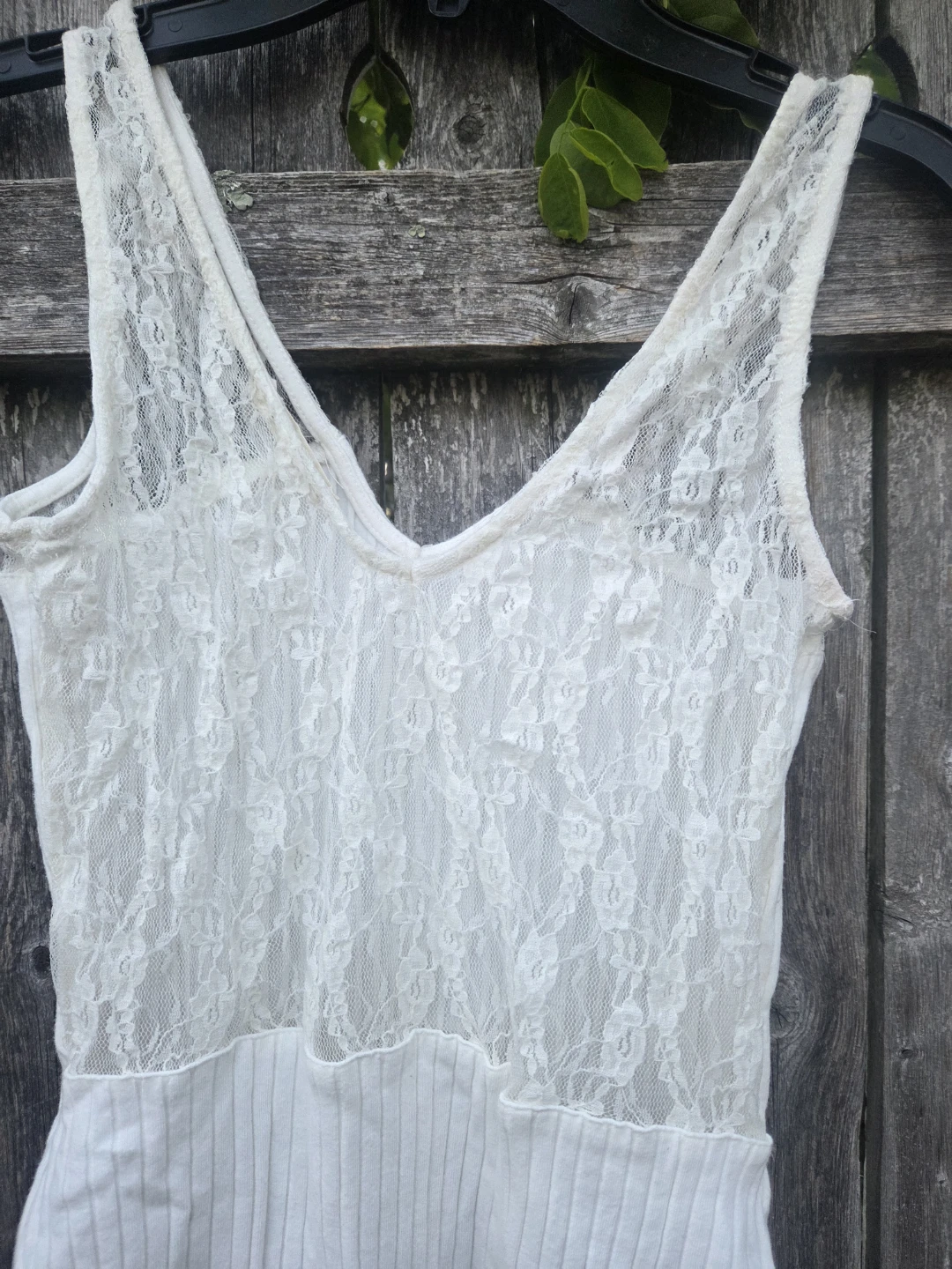 Heart & Hips White Lace Bodysuit - Size S - photo 4
