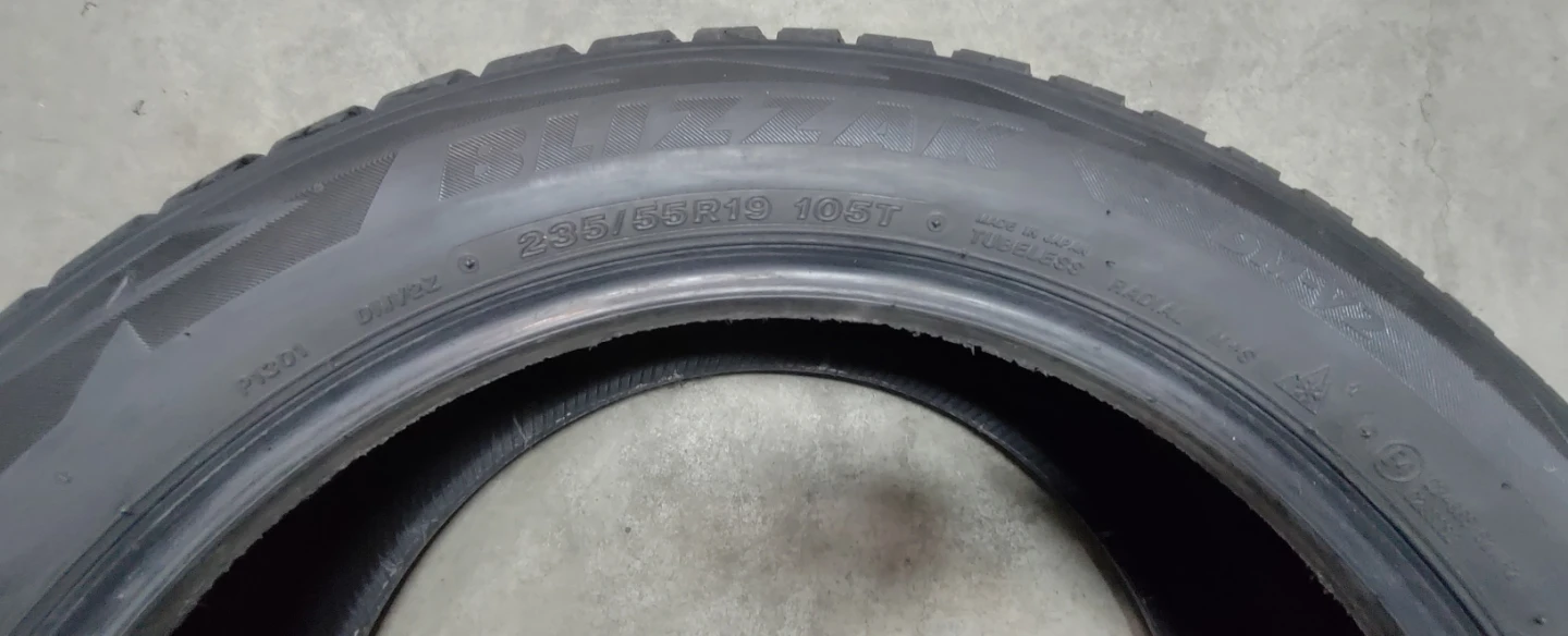 4 Bridgestone Blizzak 235/55R19 105T Tires - photo 3
