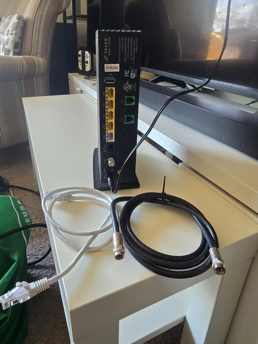 TELUS Wi-Fi Modem - T3200M - photo 4