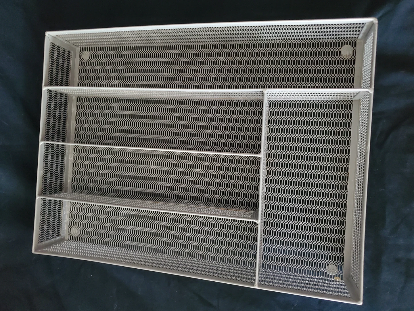 Mesh Cutlery Organizer Tray - photo 2