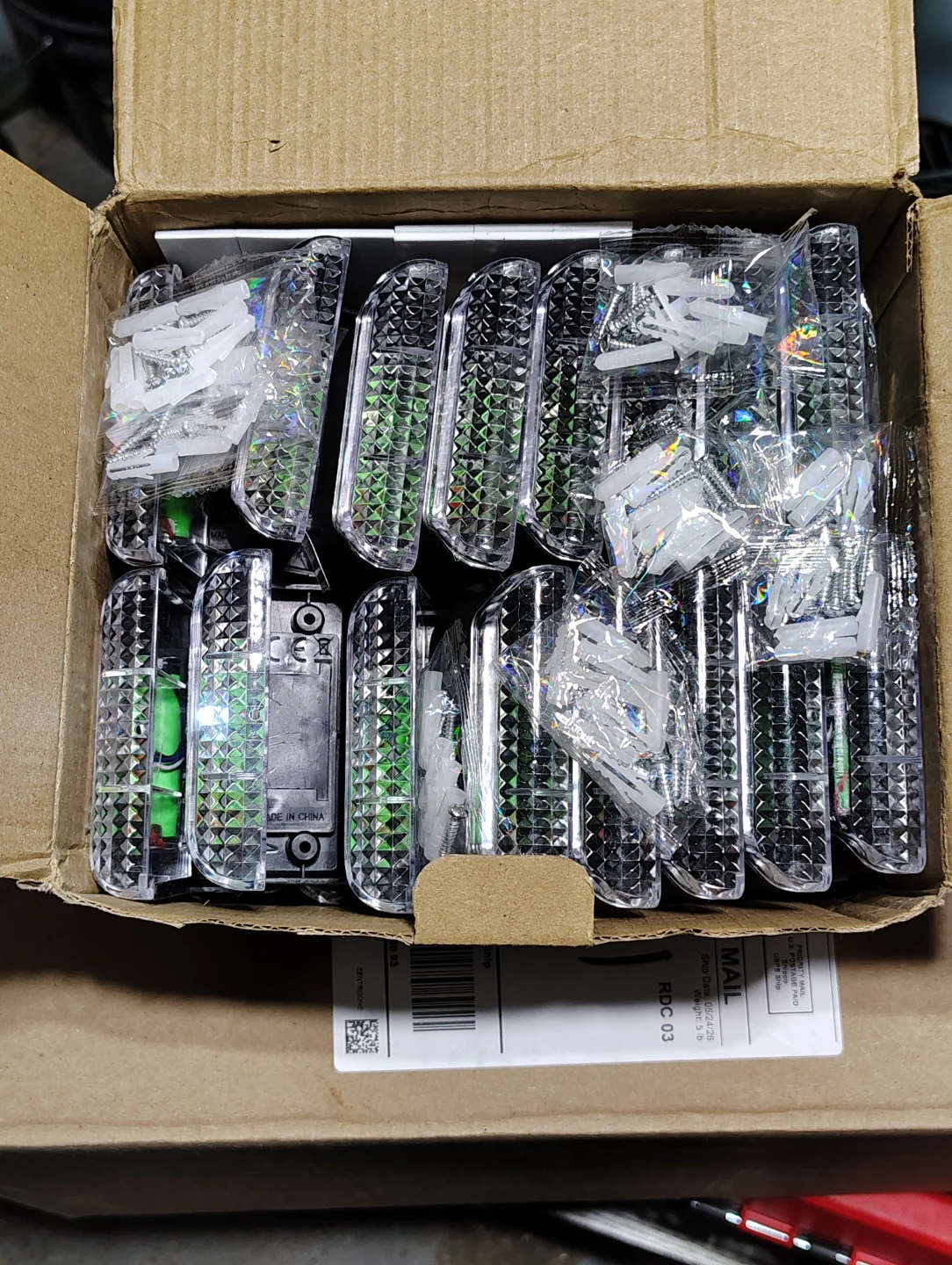 Outdoor Solar Lights Pack (32 counts) - photo 3