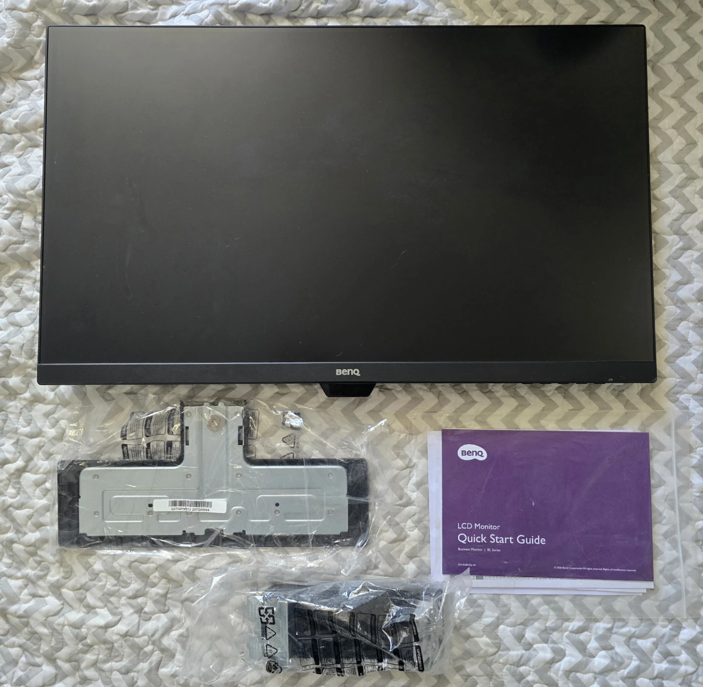 BenQ GW2780-T LCD Monitor 27" 1080p & Mounting Arm