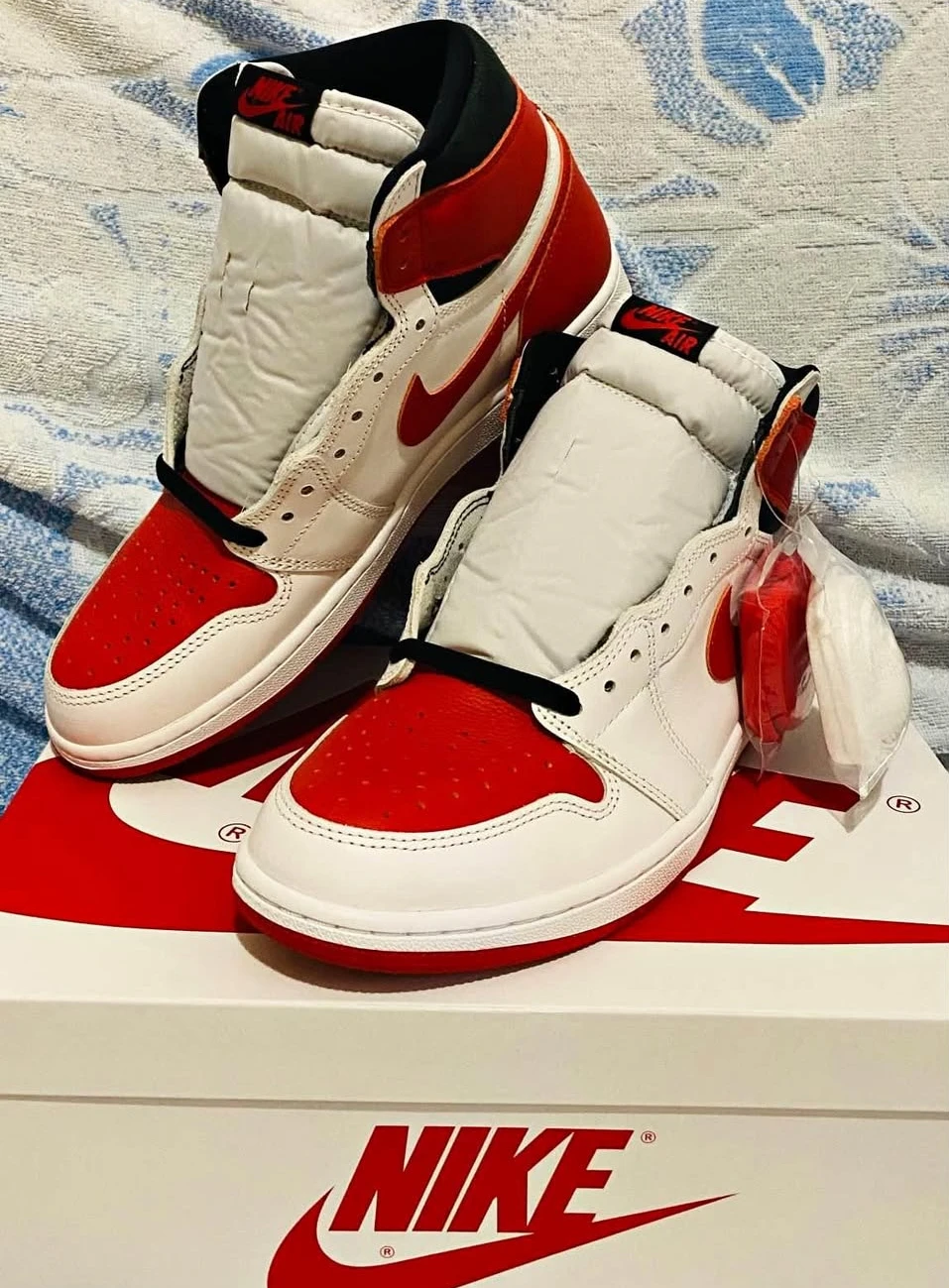 Nike Air Jordan 1 High Heritage size 9.5