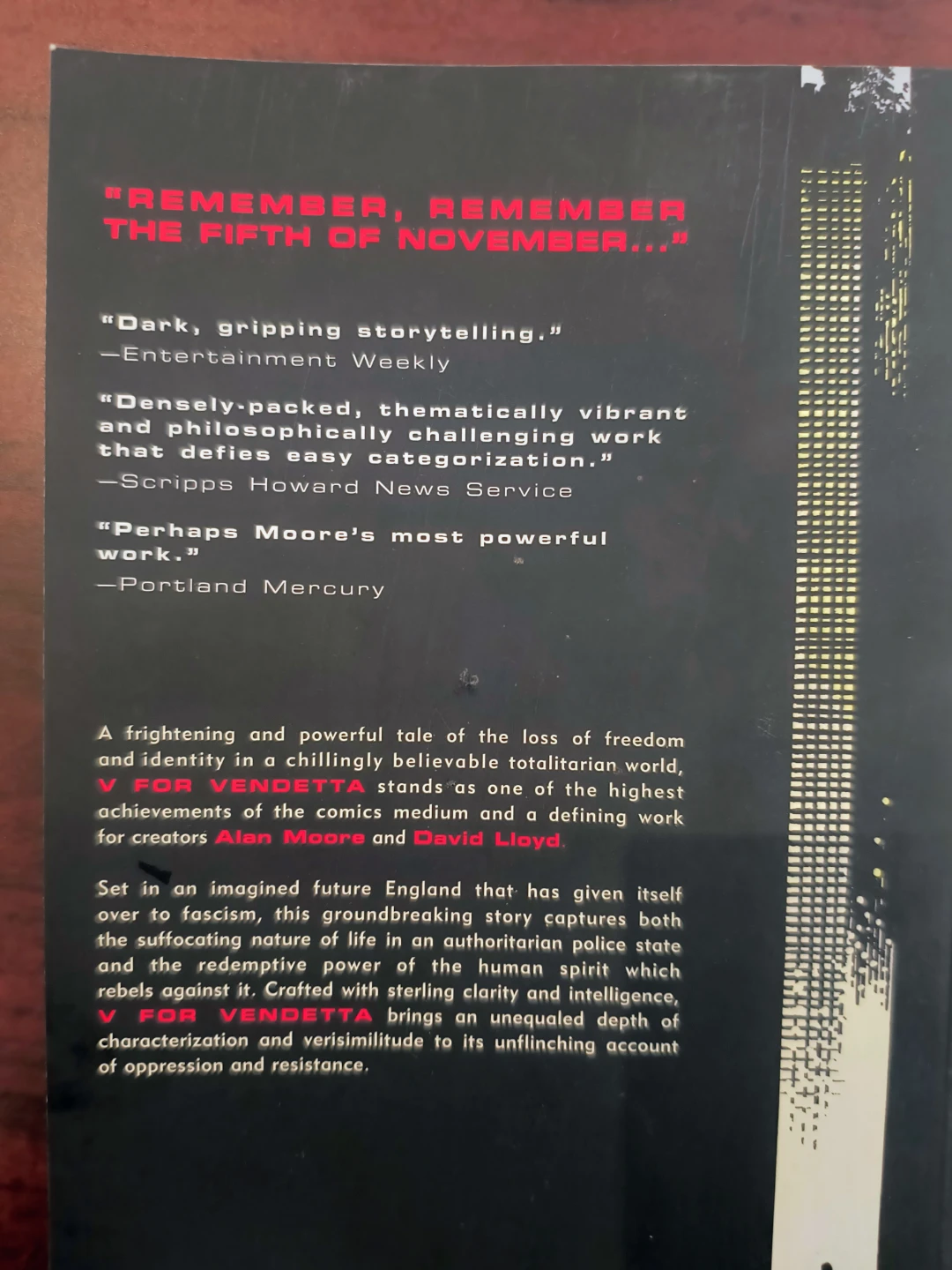 V for Vendetta Graphic Novel by Alan Moore & David Lloyd - photo 2