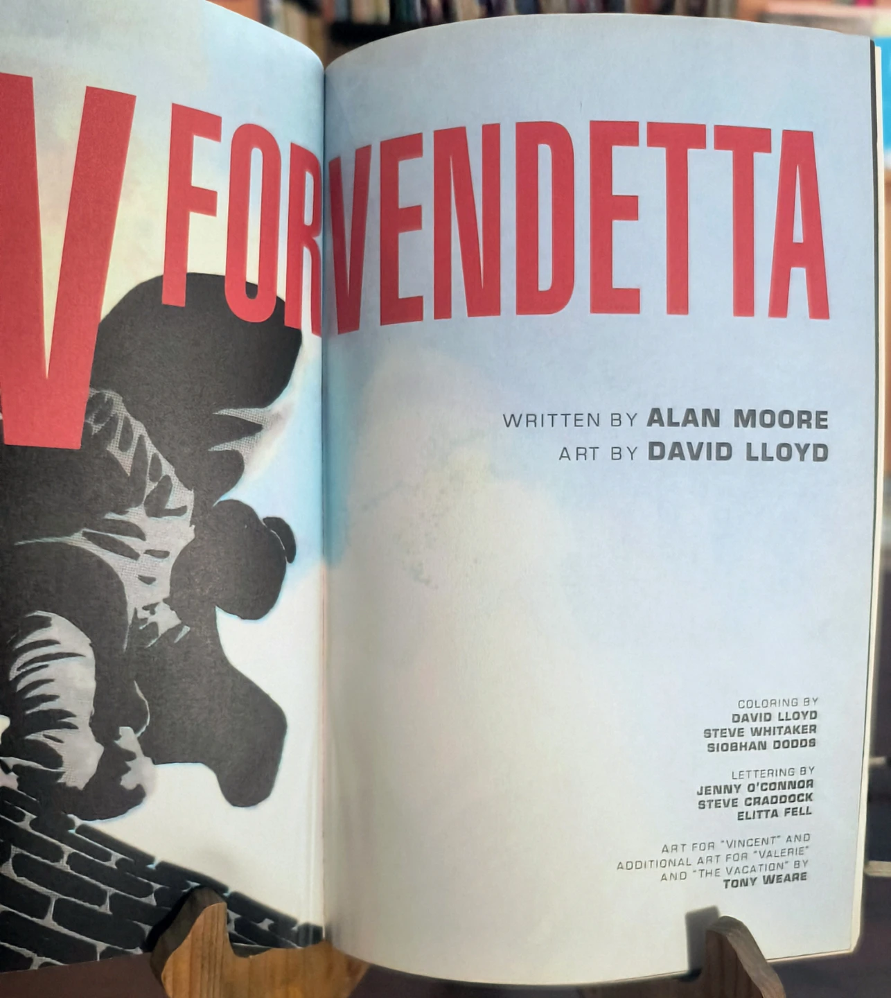 V for Vendetta Graphic Novel by Alan Moore & David Lloyd - photo 3