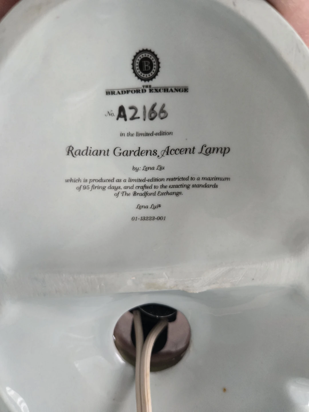 Bradford Exchange Radiant Gardens Accent Lamp by Lena Liu - photo 4