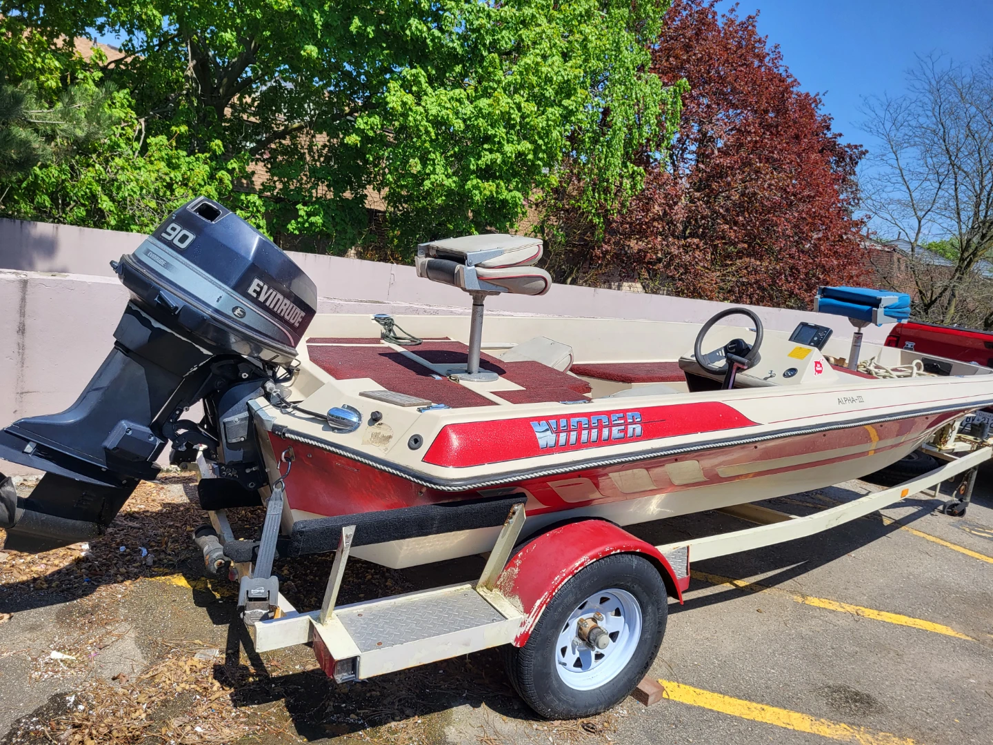 1988 Winner Alpha-2 Bass Boat with 90 Evinrude - photo 5