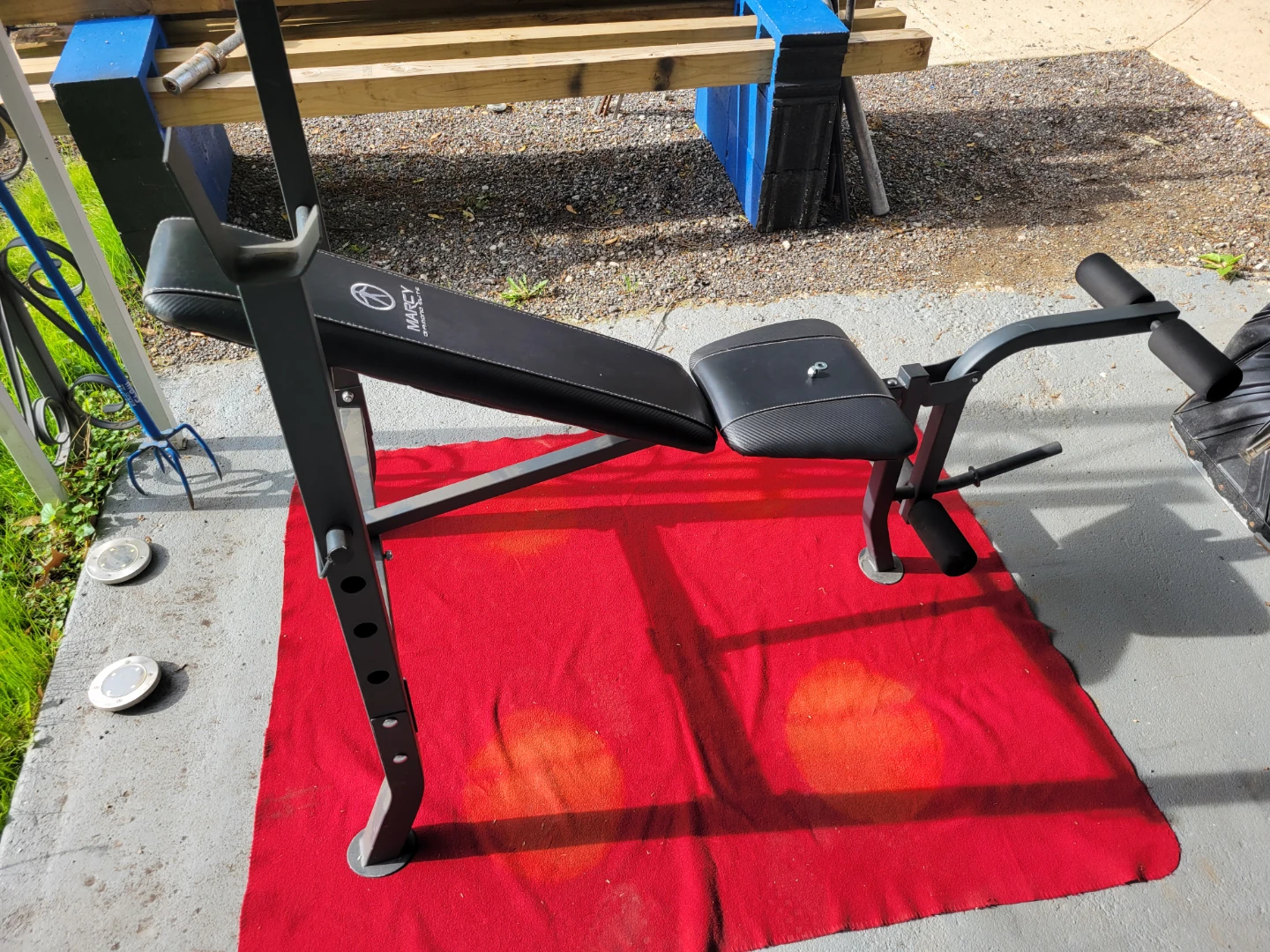 MARCY BENCH WITH   1" HOLE  PLATES TOTAL 132LBs  AND BARS - photo 3