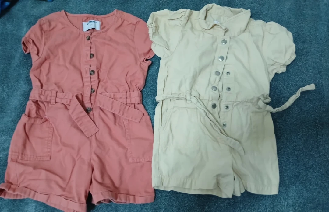 Old Navy Girls' Size 5  Button-Front Romper
