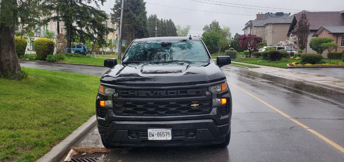 Black Chevrolet Silverado Custom Truck(only 30000 km)