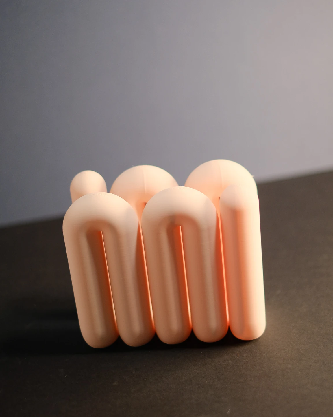 Laptop space saving holder - photo 3