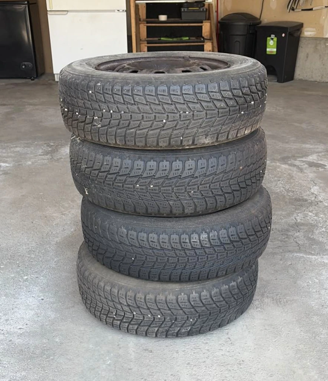 Set of 4 Winter Tires 185/70R14