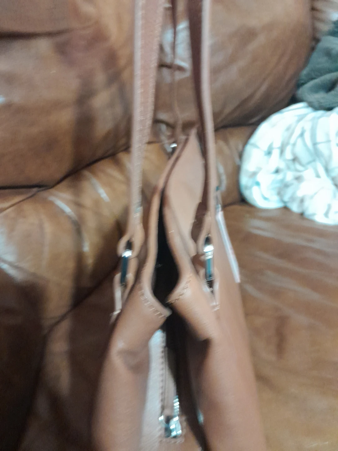 I LI Brown Leather Shoulder Bag - photo 2