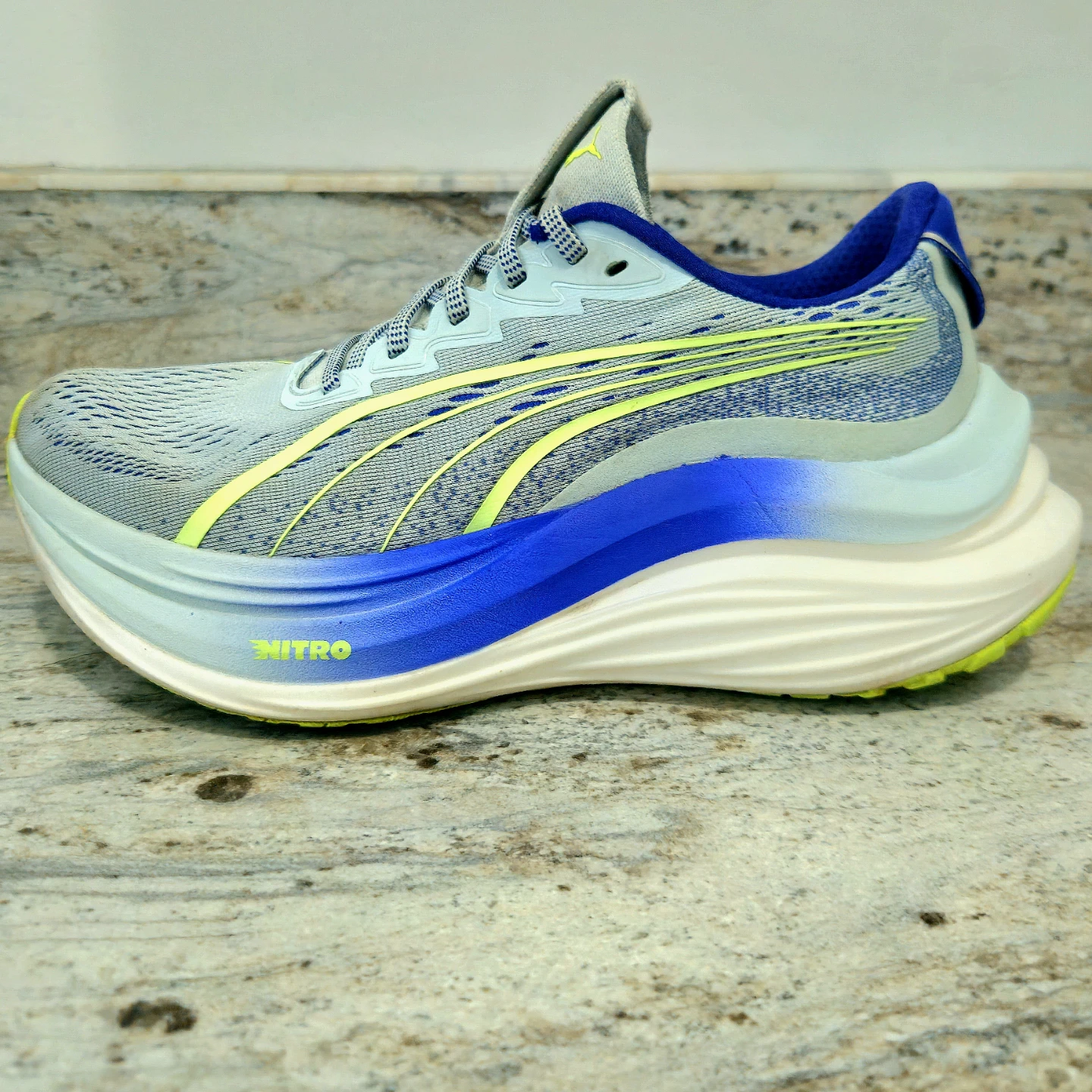 Puma Magmax Nitro | Size 7 Women's | Good Condition - photo 2