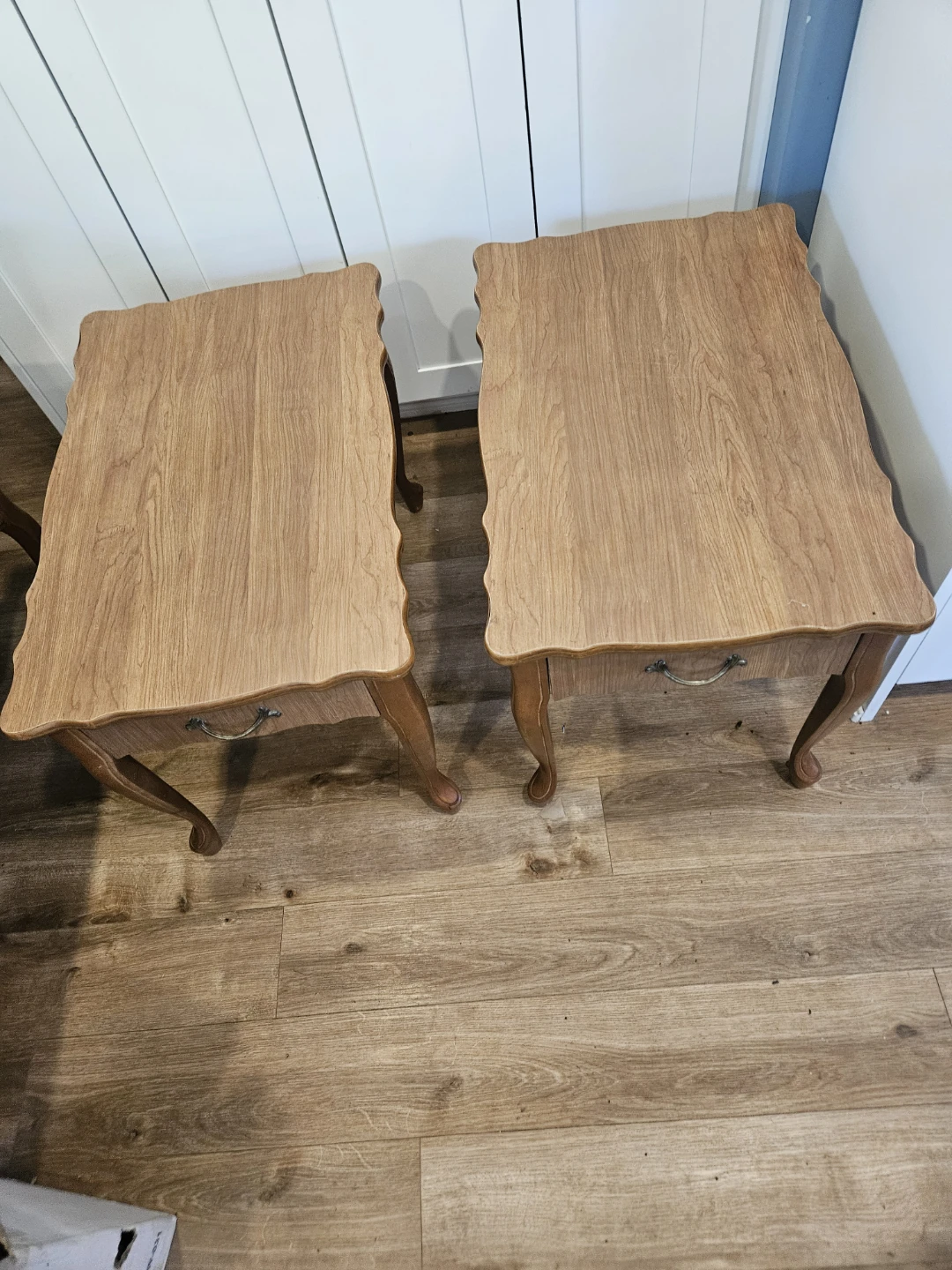 Pair of Vintage Wood Side Tables - photo 2